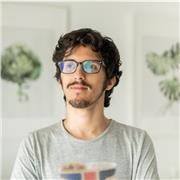 Diplomato con LODE E MENZIONE al CONSERVATORIO di S. Cecilia offre lezioni di PIANOFORTE per tutte le età! Metodo ed esperienza